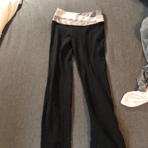 Lululemon Yoga Pants sz 2